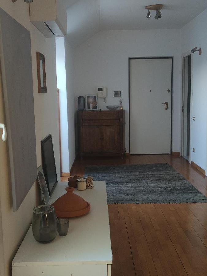 Grande Apartamento, Centro Di Asti Apartment Bagian luar foto